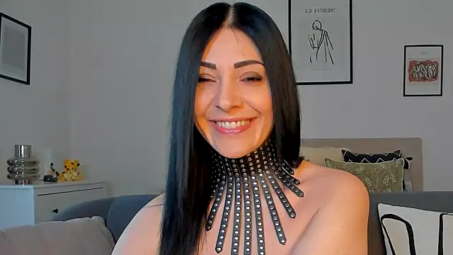 AryaSummersReal online show from March 4, 8:24 am