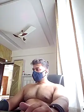 Snapshot of kaizercool1 chatting on January 6, 9:35 am kaizercool1 online show from January 6, 9:35 am