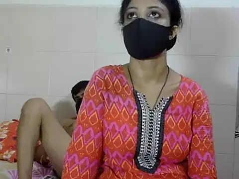 Indian Horny Wife online show from October 6, 5:43 pm
