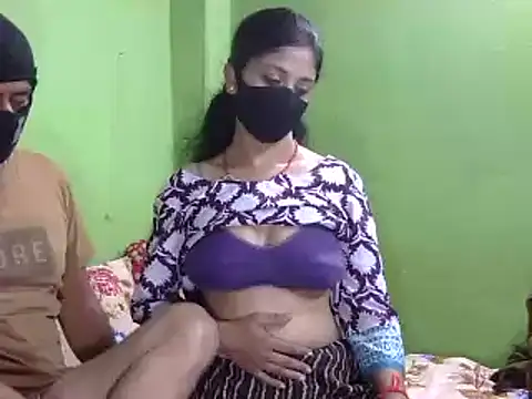 Indian Horny Wife online show from February 6, 7:17 pm