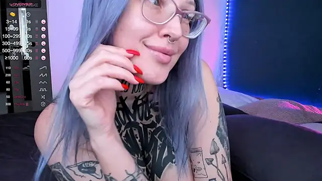 Snapshot of Eurusholmess chatting on January 25, 9:57 am Eurusholmess online show from January 25, 9:57 am