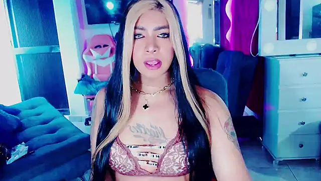 violet bigcock774 online show from October 19, 12:39 pm