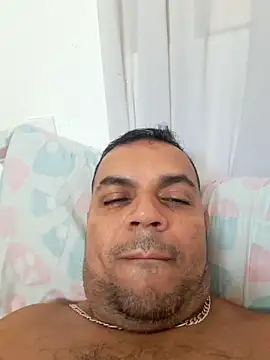 Snapshot of Ben_joseph1976 chatting on December 25, 3:38 pm Ben joseph1976 online show from December 25, 3:38 pm