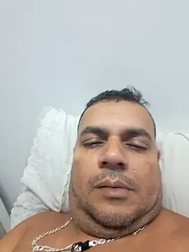 Snapshot of Ben_joseph1976 chatting on February 11, 6:55 pm Ben joseph1976 online show from February 11, 6:55 pm