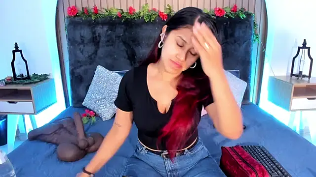 Karlagonzales  online show from January 13, 11:48 am