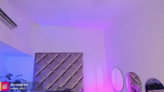 Snapshot of malaia_hills chatting on November 22, 6:51 pm malaia hills online show from November 22, 6:51 pm