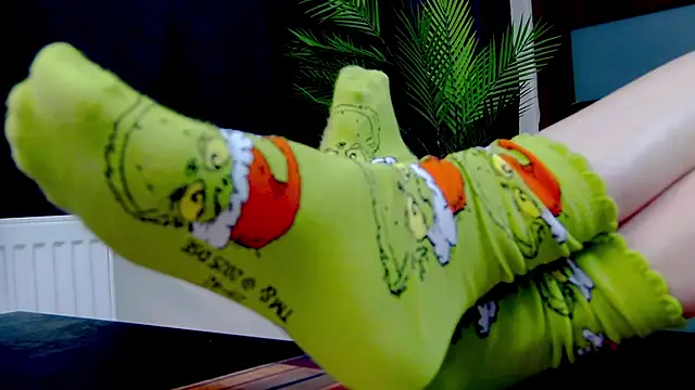 karo123421 online show from December 18, 9:54 pm