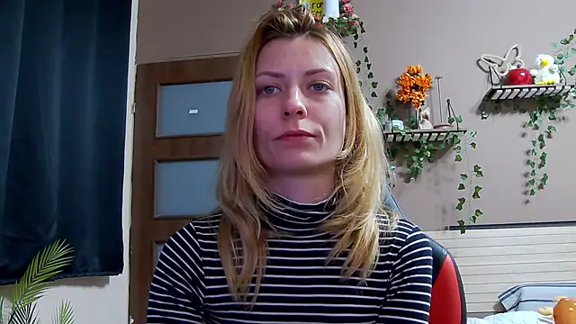 karo123421 online show from February 15, 8:27 pm