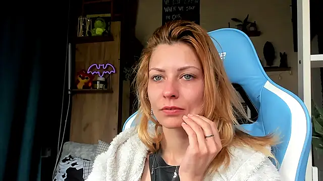 karo123421 online show from March 26, 8:31 am