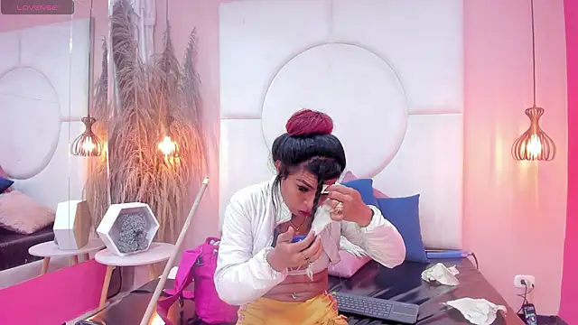 SilvanaCapelli online show from January 24, 11:26 am