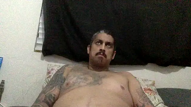 Snapshot of Vision1285 chatting on January 14, 1:38 pm Vision1285 online show from January 14, 1:38 pm