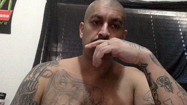 Snapshot of Vision1285 chatting on January 17, 5:41 pm Vision1285 online show from January 17, 5:41 pm