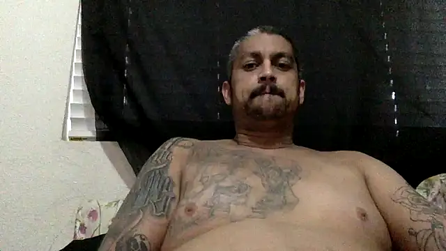 Snapshot of Vision1285 chatting on February 10, 6:45 pm Vision1285 online show from February 10, 6:45 pm