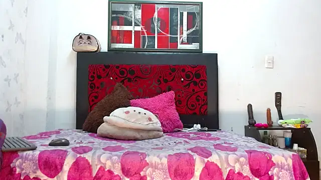 LexiStone  online show from April 14, 12:05 am