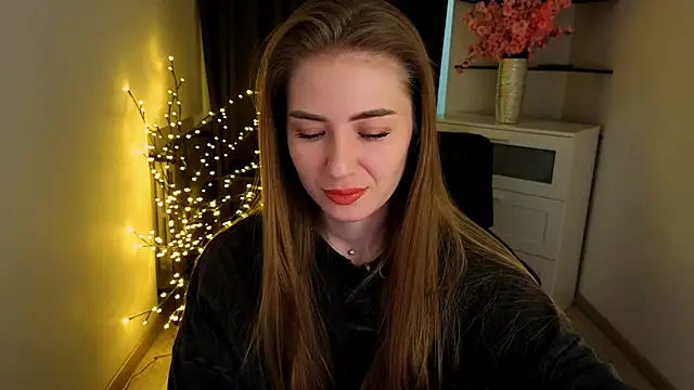 Adelyna Bird online show from March 26, 7:47 am