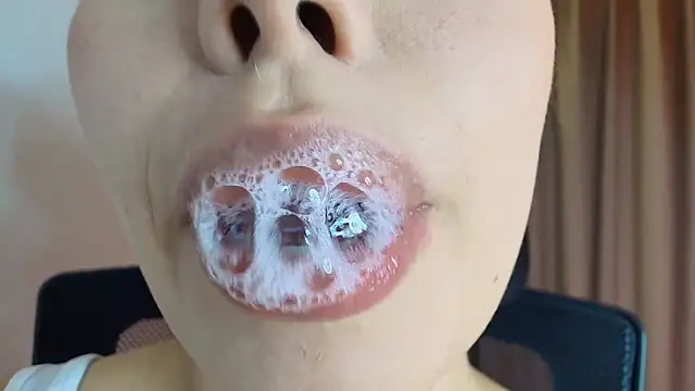 lisbet21x online show from March 25, 9:43 pm