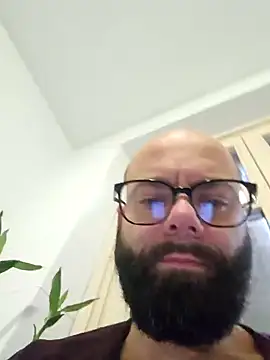 Dolceporco19 online show from December 15, 9:35 am