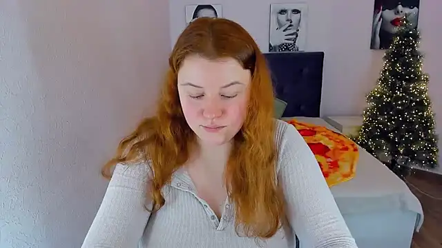 Snapshot of PolinaSalvatore chatting on December 29, 10:56 am PolinaSalvatore online show from December 29, 10:56 am