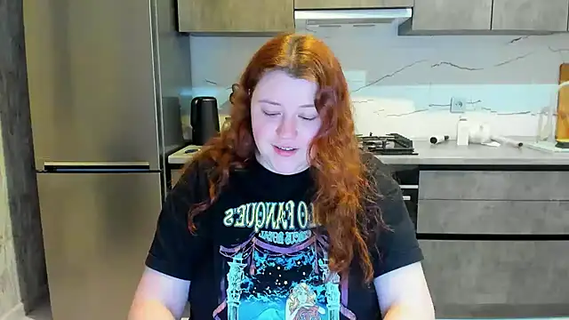 Snapshot of PolinaSalvatore chatting on February 21, 6:26 pm PolinaSalvatore online show from February 21, 6:26 pm