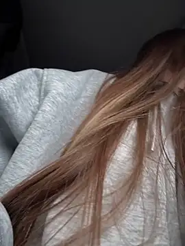 EvaCatt online show from April 2, 3:37 am