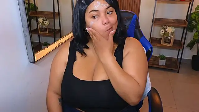 Kenya--Buhle online show from March 29, 11:21 am