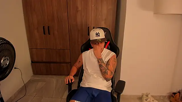 Jake simons online show from January 10, 11:12 am