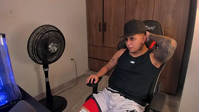 Jake simons online show from April 25, 9:45 am