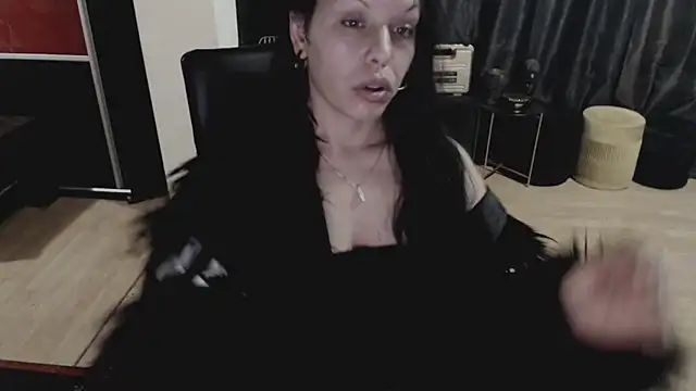 GoldenSasha online show from October 5, 5:55 pm