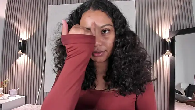 Zafiiraa online show from March 18, 11:46 am