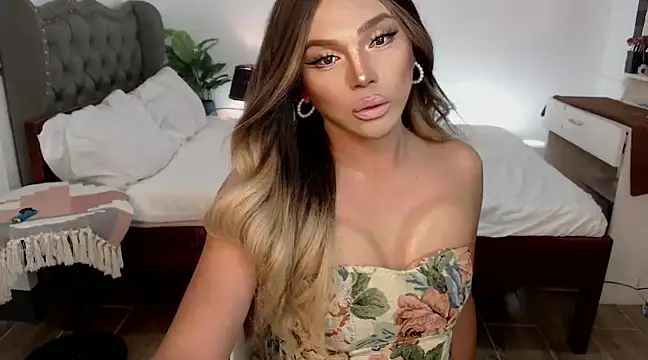 Snapshot of liaa_lurrecams chatting on January 20, 10:51 am liaa lurrecams online show from January 20, 10:51 am