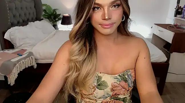 Snapshot of liaa_lurrecams chatting on January 22, 2:35 pm liaa lurrecams online show from January 22, 2:35 pm