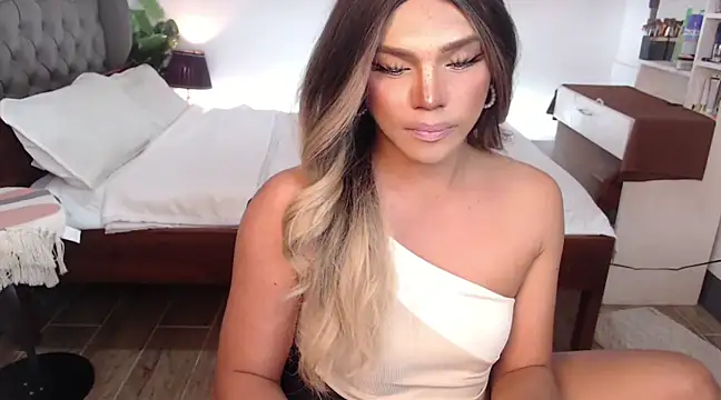 Snapshot of liaa_lurrecams chatting on February 20, 8:14 pm liaa lurrecams online show from February 20, 8:14 pm