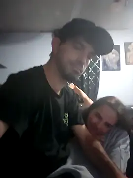 Snapshot of studda27 chatting on September 10, 6:19 pm studda27 online show from September 10, 6:19 pm