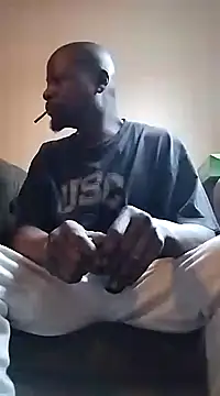 Snapshot of Daddy_hook chatting on February 5, 4:03 pm Daddy hook online show from February 5, 4:03 pm