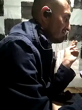 Wero4200 online show from April 14, 7:14 am