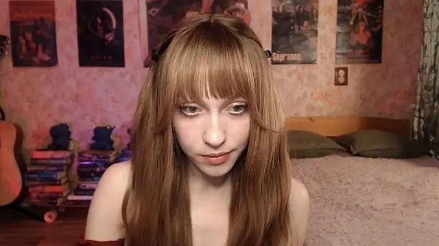 Friendly Ellie online show from March 16, 11:20 pm