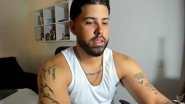 Justyn Torres online show from March 2, 12:01 pm