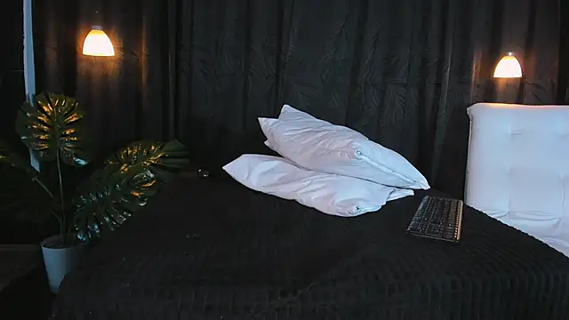 Snapshot of CelinayHanck chatting on March 21, 3:57 pm CelinayHanck online show from March 21, 3:57 pm