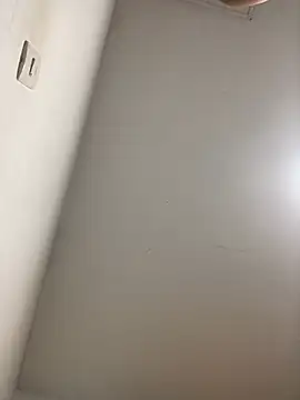 Snapshot of ElsecretodeBruno chatting on February 21, 12:49 am ElsecretodeBruno online show from February 21, 12:49 am