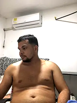 Snapshot of ElsecretodeBruno chatting on November 17, 1:00 am ElsecretodeBruno online show from November 17, 1:00 am