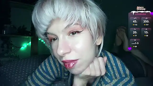 Snapshot of cruellagoth666 chatting on December 26, 6:12 pm cruellagoth666 online show from December 26, 6:12 pm