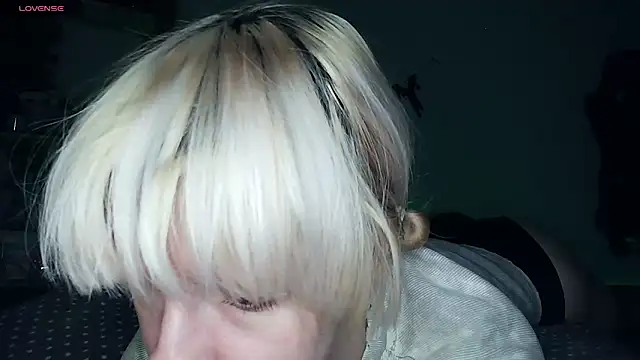 Snapshot of cruellagoth666 chatting on February 6, 8:13 pm cruellagoth666 online show from February 6, 8:13 pm