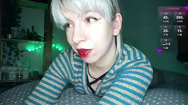 Snapshot of cruellagoth666 chatting on February 17, 3:20 pm cruellagoth666 online show from February 17, 3:20 pm