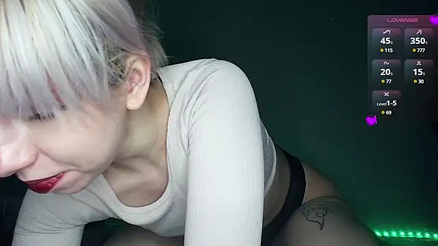 Snapshot of cruellagoth666 chatting on February 20, 3:41 pm cruellagoth666 online show from February 20, 3:41 pm