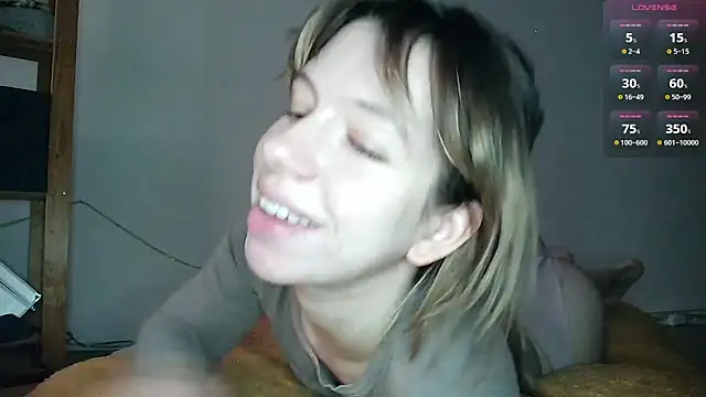 Snapshot of cruellagoth666 chatting on October 18, 10:49 am cruellagoth666 online show from October 18, 10:49 am