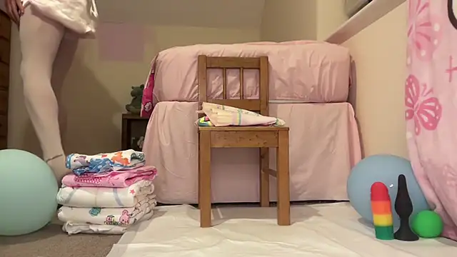 SindySissyShow online show from April 17, 3:53 am