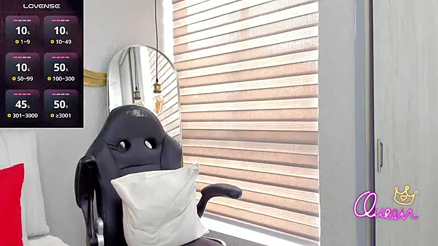 EmmaFerrary online show from January 13, 4:12 pm