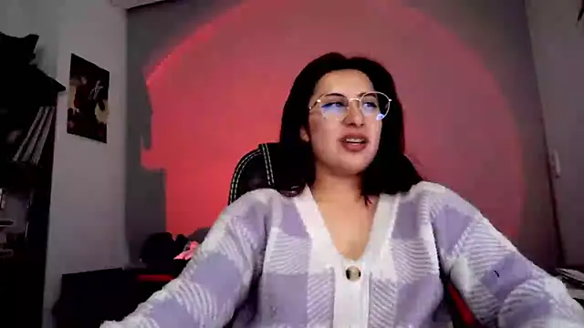 Snapshot of Scarlett_Sen chatting on November 4, 12:26 pm Scarlett Sen online show from November 4, 12:26 pm