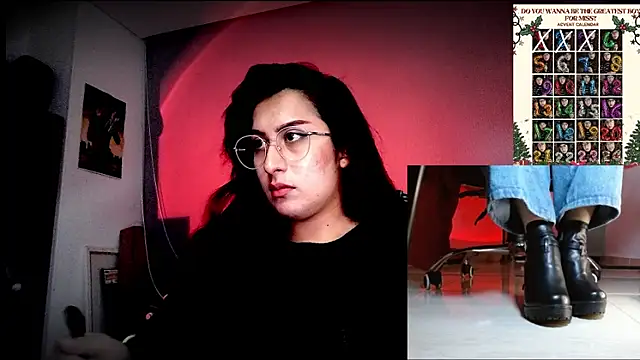 Snapshot of Scarlett_Sen chatting on December 4, 2:04 pm Scarlett Sen online show from December 4, 2:04 pm