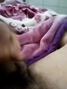 Snapshot of vemvemve chatting on January 2, 11:31 am vemvemve online show from January 2, 11:31 am